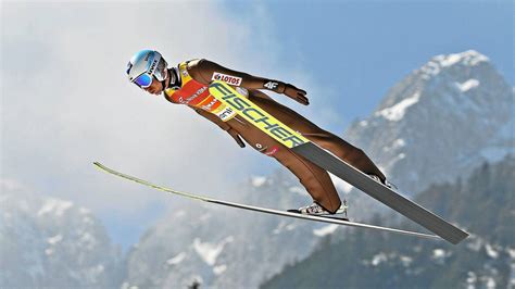 skoki narciarskie wyniki live